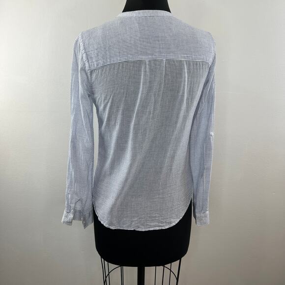 Anthropologie Holding Horses Blue Seersucker Button-Up Cotton Shirt Striped 2 - Picture 5 of 8